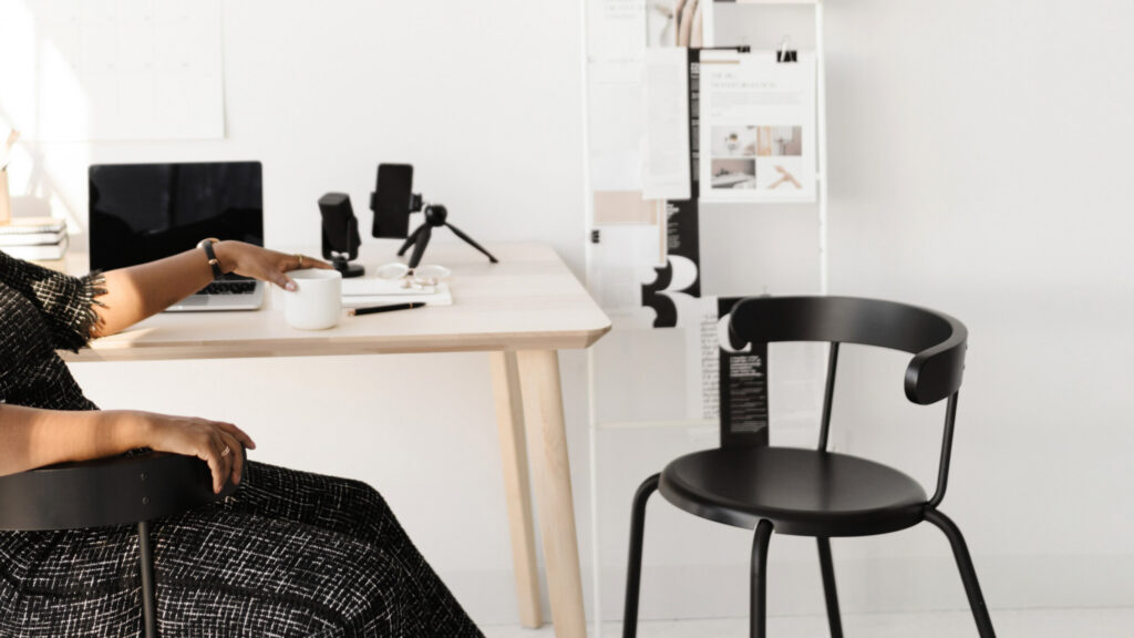 woman choosing her website images for her showit website